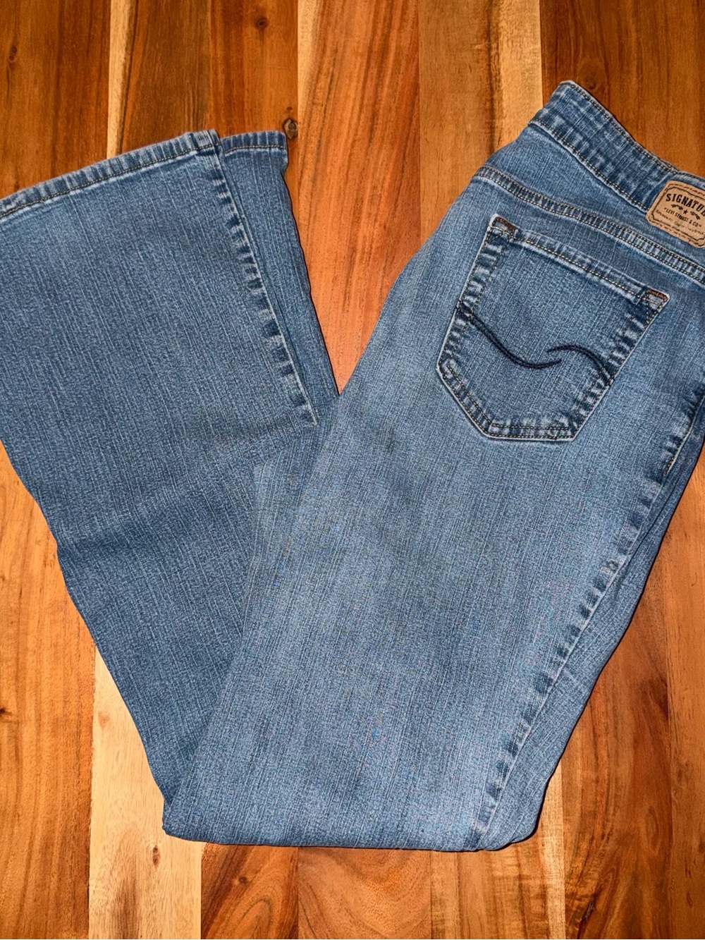 Womens At Waist Bootcut Levi’s jeans size 16 #516